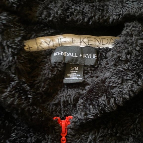 Kendall and Kylie Iconic black oversized Sherpa jacket - Picture 3 of 5